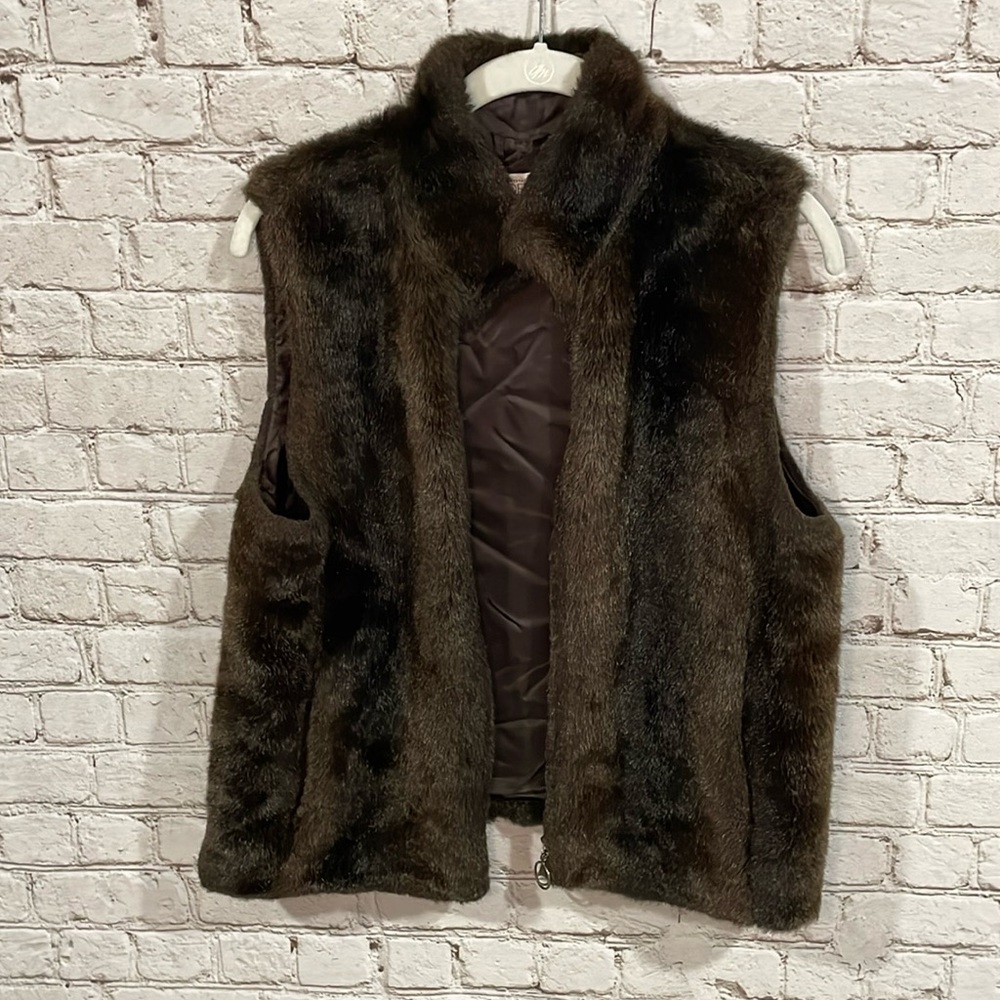 LOFT Rich Brown Faux Fur Vest - Picture 1 of 5